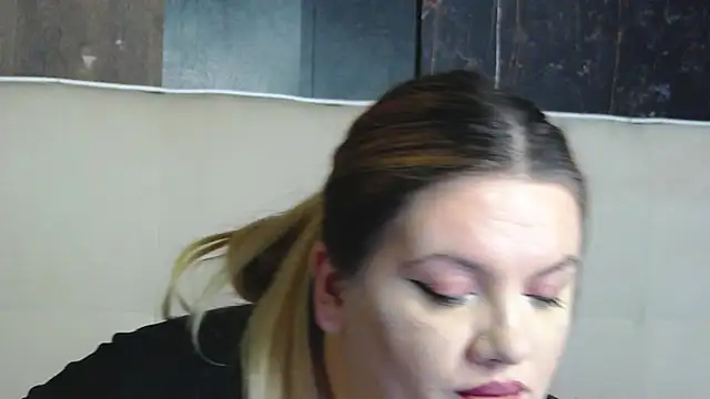 MelanieBrownn online show from January 2026 07:13:01 AM