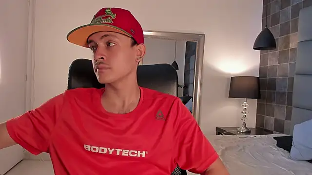 Desmon Clark online show from March 2025 11:27:02 PM