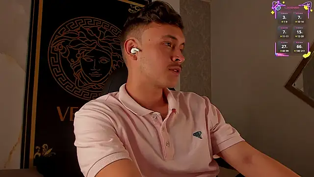 Desmon Clark online show from September 2025 12:16:01 AM