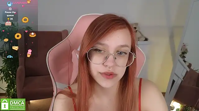 LayriantaVee online show from April 2026 06:25:02 AM