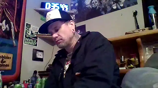 clitstitsandbongrips online show from March 2025 12:11:01 PM