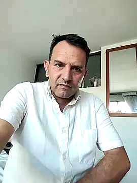 RogueTraveler online show from January 2025 09:22:01 PM