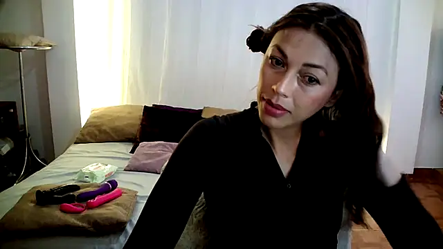 Hanna Charming online show from December 2025 07:07:01 PM