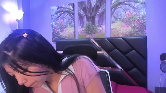 KimberlyVillaLobos online show from November 2025 11:32:02 AM