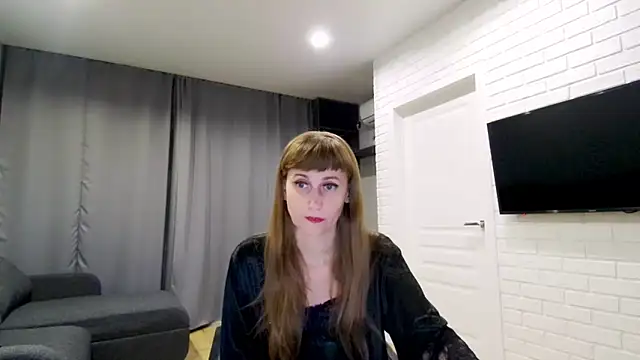 Daniella Lorente online show from October 2025 11:18:02 PM