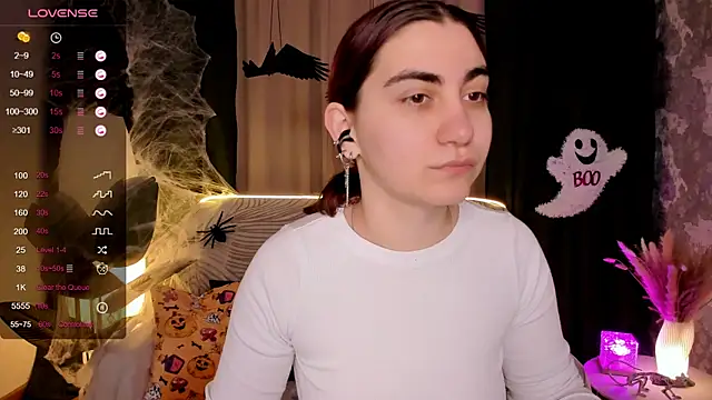 hannacheekss  online show from October 2025 02:12:01 AM