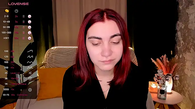 hannacheekss  online show from November 2025 02:00:02 AM