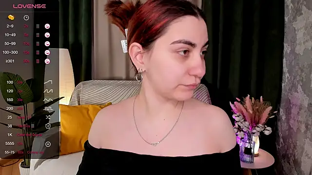 hannacheekss  online show from April 2026 02:00:01 AM