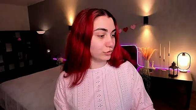 Snapshot of hannacheekss_ chatting on June 2026 02:03:01 AM hannacheekss online show from June 2026 02:03:01 AM