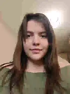 Snapshot of showmeparadise chatting on May 2026 02:11:01 PM showmeparadise online show from May 2026 02:11:01 PM