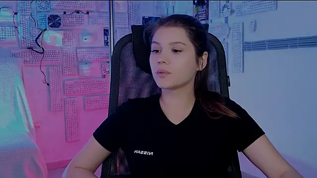 EvaThopson online show from November 2025 11:43:02 AM