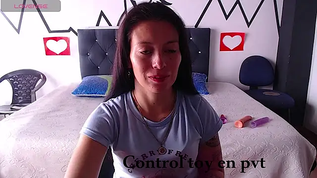 Tefannyy  online show from February 2025 03:49:02 PM