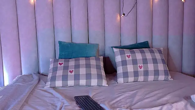 ChanelAdamss  online show from October 2025 03:02:02 AM