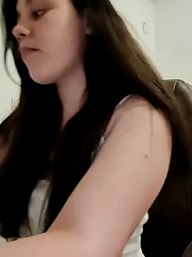 Snapshot of leeya_lee chatting on February 2025 07:59:02 PM leeya lee online show from February 2025 07:59:02 PM