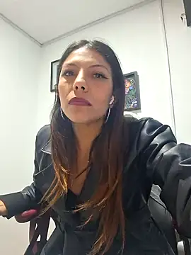 Selenakyle92  online show from December 2024 12:44:02 AM