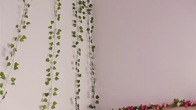 lylylovesyou online show from October 2025 05:59:01 AM