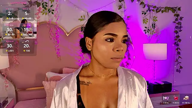 NahiaraReina online show from March 2026 01:17:01 PM