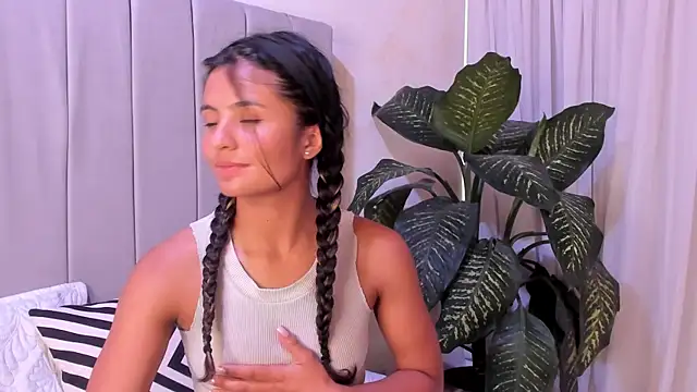 Mindy sweety online show from February 2025 04:53:01 PM