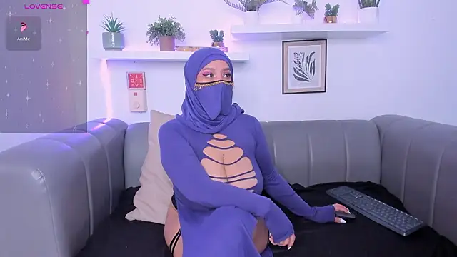 cloe sirena online show from March 2026 02:34:01 PM