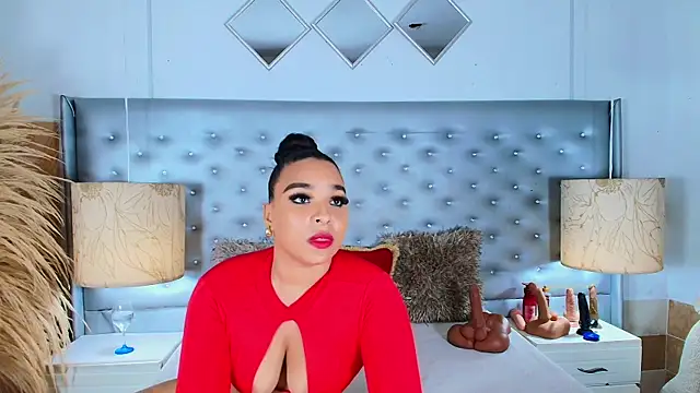 EileenBenzon online show from March 2025 06:39:02 PM