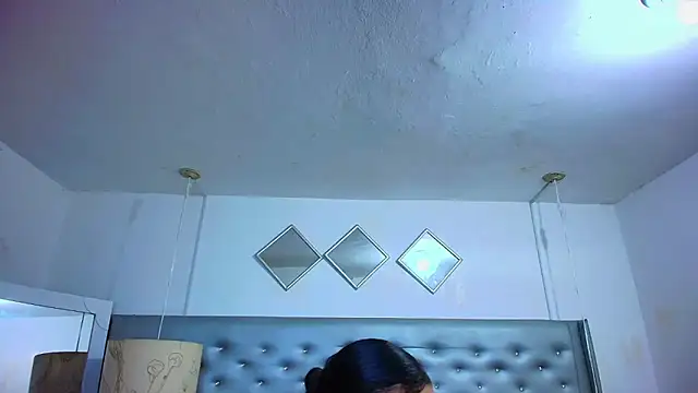 EileenBenzon online show from March 2026 02:24:01 PM