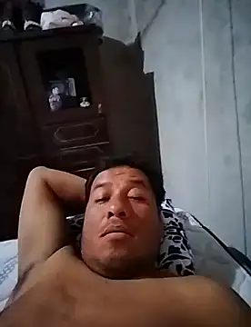Snapshot of marcuszza22 chatting on January 2025 10:01:01 PM marcuszza22 online show from January 2025 10:01:01 PM