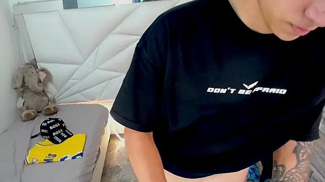 Brayan lopezz online show from March 2025 07:10:01 PM