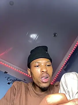 Snapshot of BlueIceCube chatting on January 2025 06:15:01 PM BlueIceCube online show from January 2025 06:15:01 PM