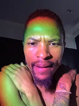 Snapshot of BlueIceCube chatting on September 2025 07:55:02 AM BlueIceCube online show from September 2025 07:55:02 AM