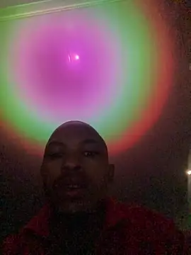 Snapshot of BlueIceCube chatting on November 2025 04:14:01 AM BlueIceCube online show from November 2025 04:14:01 AM