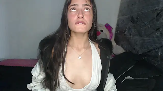 skinny sweet2411 online show from March 2026 01:18:01 PM