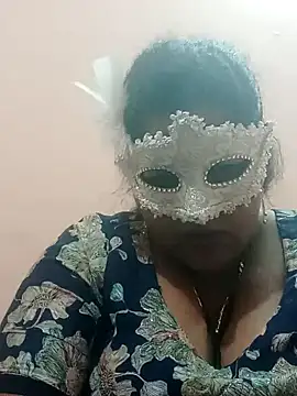 Snapshot of seemi_bhabhi chatting on January 2025 07:32:01 PM seemi bhabhi online show from January 2025 07:32:01 PM