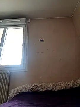 Nell-X online show from October 2025 12:11:01 PM