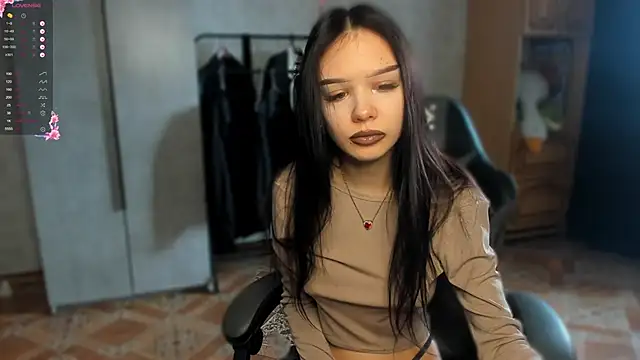 SweetyDeviliya online show from March 2026 06:38:02 AM