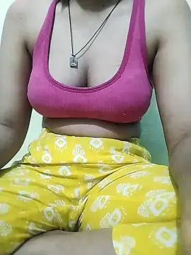 Snapshot of hottysameera chatting on December 2024 03:55:01 PM hottysameera online show from December 2024 03:55:01 PM
