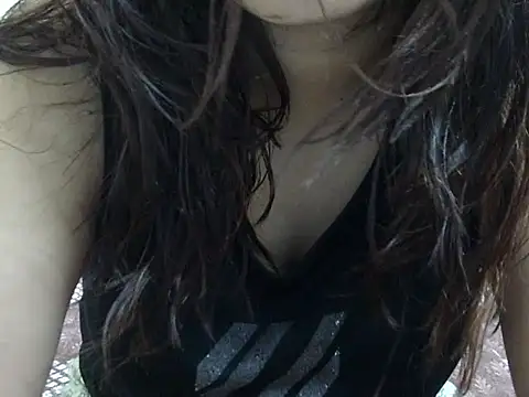 Snapshot of hottysameera chatting on May 2026 03:13:01 AM hottysameera online show from May 2026 03:13:01 AM