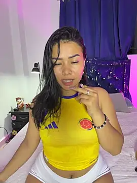 Snapshot of Rousse_blue chatting on June 2026 03:51:02 AM Rousse blue online show from June 2026 03:51:02 AM
