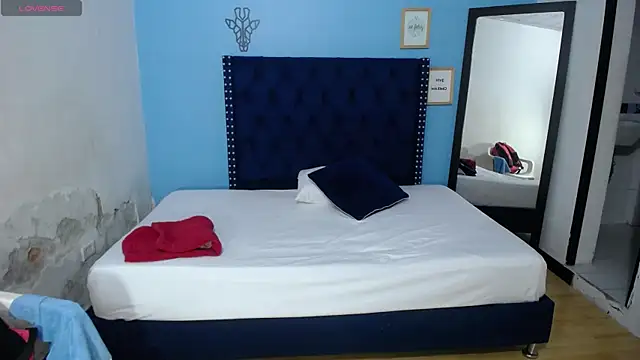 kinky redhead18 online show from March 2025 12:28:01 PM