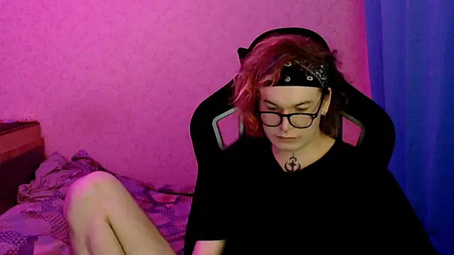 Steve Mi online show from November 2025 05:03:02 PM