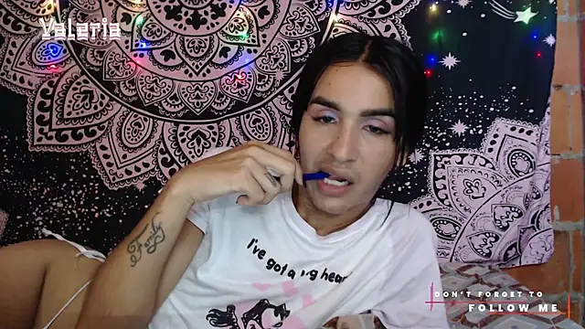 Snapshot of liissa_0 chatting on November 2025 02:17:01 PM liissa 0 online show from November 2025 02:17:01 PM