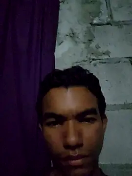 Snapshot of Reynold2608 chatting on May 2026 04:06:02 AM Reynold2608 online show from May 2026 04:06:02 AM