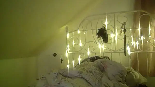 DevilsAngel13 online show from December 2024 06:52:02 AM