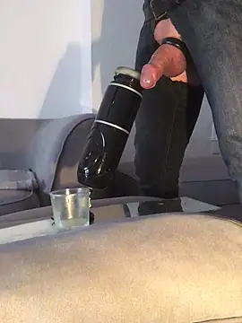 Snapshot of Inseminator69 chatting on December 2024 11:11:01 AM Inseminator69 online show from December 2024 11:11:01 AM