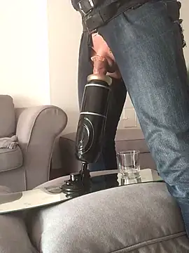 Snapshot of Inseminator69 chatting on January 2025 10:28:02 AM Inseminator69 online show from January 2025 10:28:02 AM