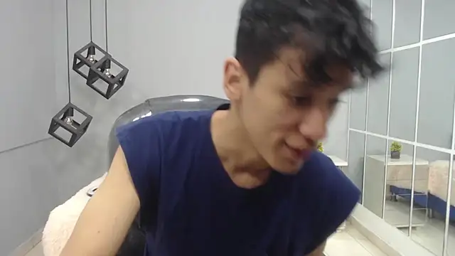 Snapshot of alan_ws chatting on December 2024 12:24:01 PM alan ws online show from December 2024 12:24:01 PM