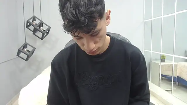 Snapshot of alan_ws chatting on December 2024 10:26:01 PM alan ws online show from December 2024 10:26:01 PM