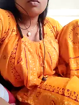 Snapshot of Priya_2222 chatting on January 2025 07:15:01 AM Priya 2222 online show from January 2025 07:15:01 AM