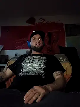 Ozomitro online show from November 2025 02:56:01 PM