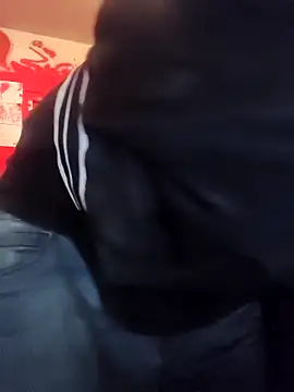 Ozomitro online show from February 2026 06:45:01 PM