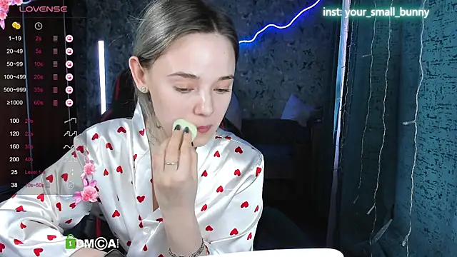 Your small bunny online show from October 2025 02:11:02 AM